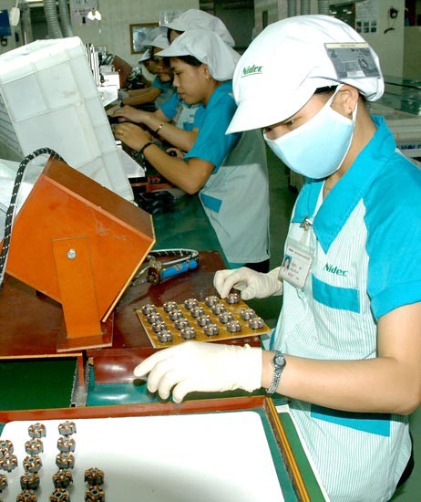 Electronic component production at Japanese Nidec Company in Saigon Hi-Tech Park (Photo: SGGP)